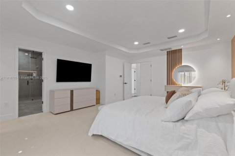 Villa ou maison à vendre à Miami, Floride: 4 chambres, 312.99 m2 № 1975540 - photo 26