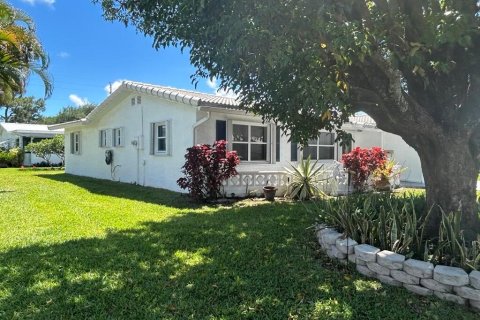 Villa ou maison à vendre à Boynton Beach, Floride: 2 chambres, 132.66 m2 № 2241040 - photo 6