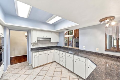 House in Alachua, Florida 4 bedrooms, 262.54 sq.m. № 2425255 - photo 15