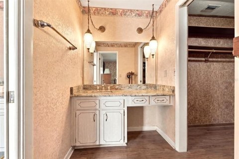 House in Alachua, Florida 4 bedrooms, 262.54 sq.m. № 2425255 - photo 21
