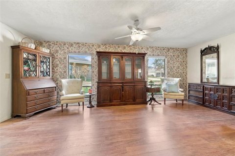 House in Alachua, Florida 4 bedrooms, 262.54 sq.m. № 2425255 - photo 18