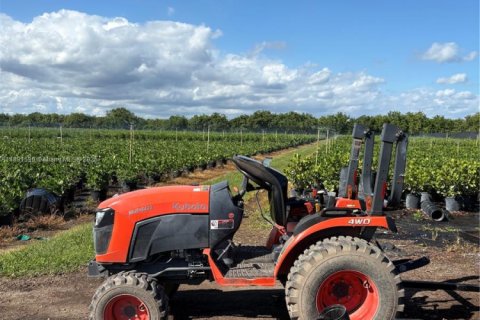 Commercial property in Homestead, Florida № 2012527 - photo 27