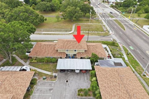 Townhouse in Tampa, Florida 2 bedrooms, 98.1 sq.m. № 2232460