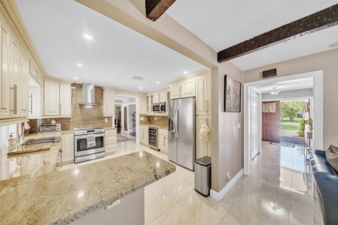 Casa en venta en Coral Springs, Florida, 4 dormitorios, 216.18 m2 № 2087499 - foto 11