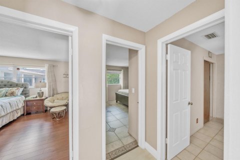 Casa en venta en Coral Springs, Florida, 4 dormitorios, 216.18 m2 № 2087499 - foto 23