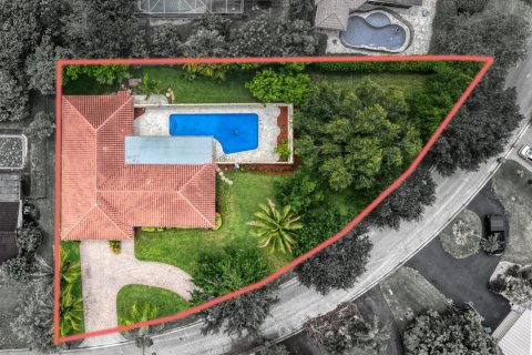 Villa ou maison à Coral Springs, Floride 4 chambres, 216.18 m2 № 2087499