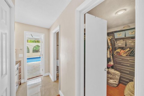 Casa en venta en Coral Springs, Florida, 4 dormitorios, 216.18 m2 № 2087499 - foto 17