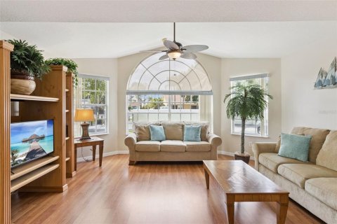 Copropriété à vendre à Kissimmee, Floride: 4 chambres, 150.13 m2 № 2096726 - photo 4