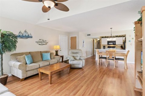 Copropriété à vendre à Kissimmee, Floride: 4 chambres, 150.13 m2 № 2096726 - photo 5