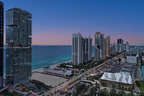 Condo in Sunny Isles Beach, Florida, 6 bedrooms  № 1886524 - photo 28