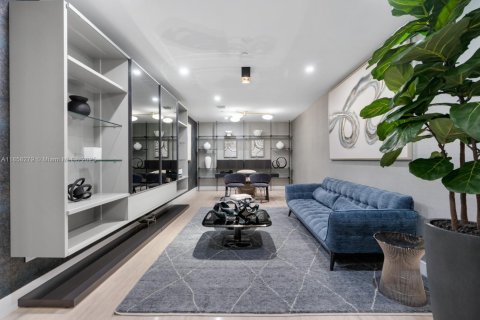 Condo in Sunny Isles Beach, Florida, 6 bedrooms  № 1886524 - photo 19