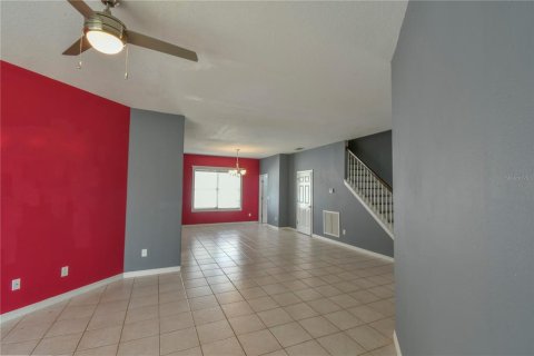 House in Davenport, Florida 5 bedrooms, 248.89 sq.m. № 1782229 - photo 8