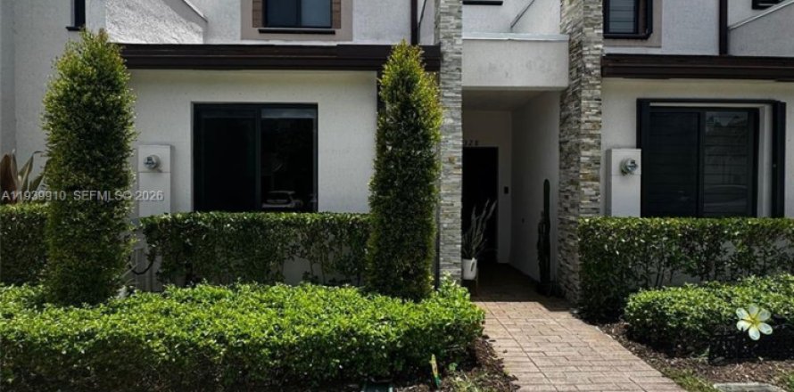 Touwnhouse à Miami, Floride 3 chambres, 122.63 m2 № 1997109