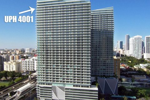 Condo à Miami, Floride, 2 chambres  № 2339838