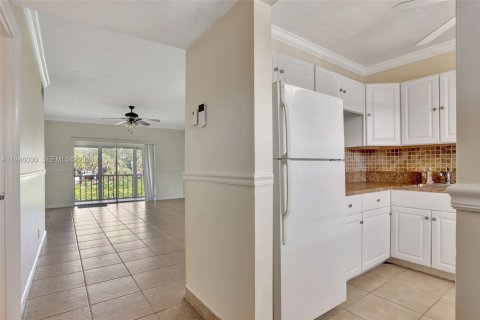 Condominio en venta en Margate, Florida, 2 dormitorios, 91.97 m2 № 2002291 - foto 3