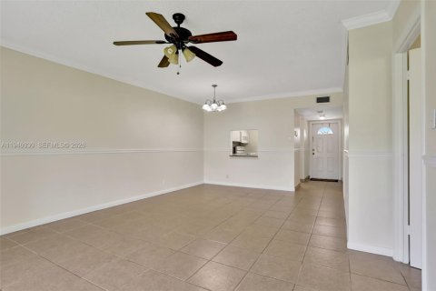 Condominio en venta en Margate, Florida, 2 dormitorios, 91.97 m2 № 2002291 - foto 11