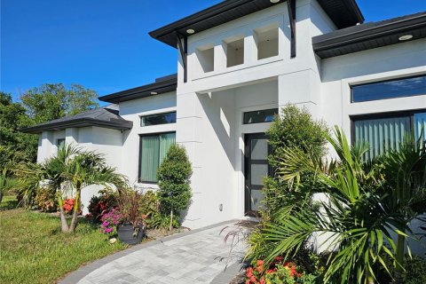 Casa en venta en North Port, Florida, 3 dormitorios, 196.77 m2 № 1849549 - foto 3