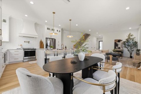 Dúplex en venta en Tampa, Florida, 3 dormitorios, 204.38 m2 № 2430705 - foto 12