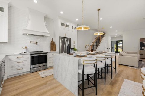 Dúplex en venta en Tampa, Florida, 3 dormitorios, 204.38 m2 № 2430705 - foto 14