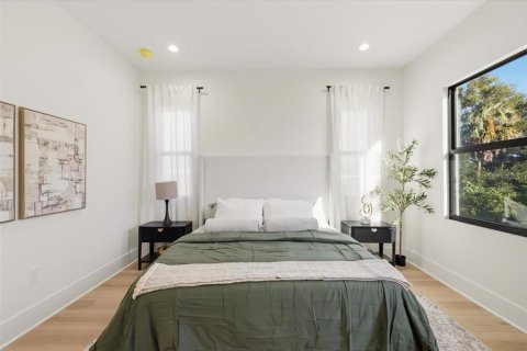 Dúplex en venta en Tampa, Florida, 3 dormitorios, 204.38 m2 № 2430705 - foto 24