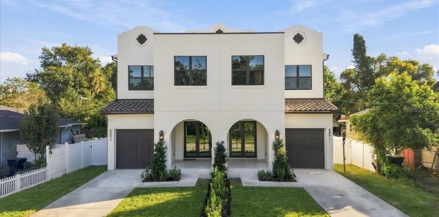 Dúplex en Tampa, Florida 3 dormitorios, 204.38 m2 № 2430705