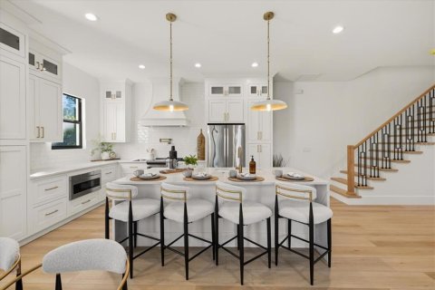 Dúplex en venta en Tampa, Florida, 3 dormitorios, 204.38 m2 № 2430705 - foto 11