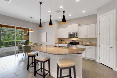 Casa en venta en Bradenton, Florida, 5 dormitorios, 270.9 m2 № 1899761 - foto 20