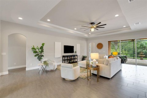 Casa en venta en Bradenton, Florida, 5 dormitorios, 270.9 m2 № 1899761 - foto 11