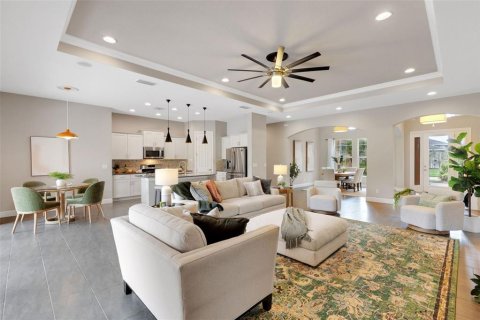 Casa en venta en Bradenton, Florida, 5 dormitorios, 270.9 m2 № 1899761 - foto 14