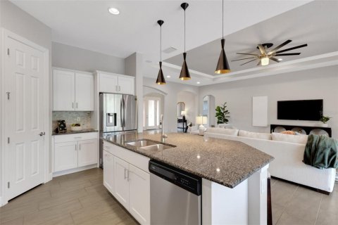 Casa en venta en Bradenton, Florida, 5 dormitorios, 270.9 m2 № 1899761 - foto 18