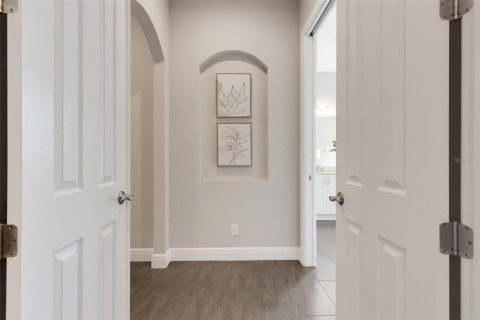 Casa en venta en Bradenton, Florida, 5 dormitorios, 270.9 m2 № 1899761 - foto 25