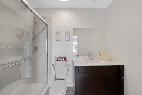 House in Homestead, Florida 4 bedrooms, 197.51 sq.m. № 2010457 - photo 18