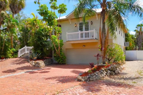 Casa en venta en Bradenton, Florida, 3 dormitorios, 220.36 m2 № 2118666 - foto 5