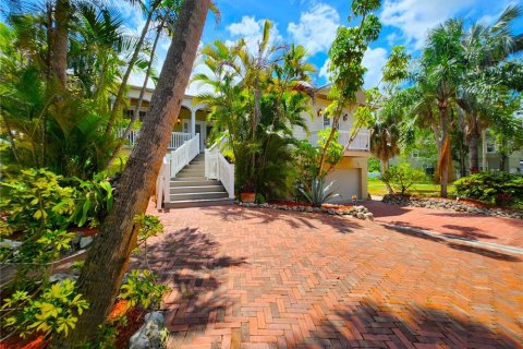 Casa en venta en Bradenton, Florida, 3 dormitorios, 220.36 m2 № 2118666 - foto 2