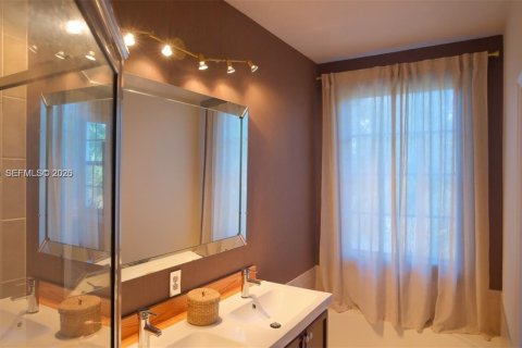 Townhouse in Boynton Beach, Florida 3 bedrooms, 156.91 sq.m. № 2000746 - photo 30