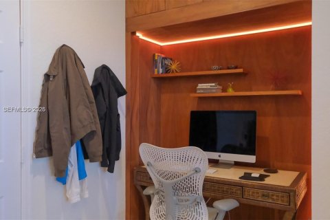 Townhouse in Boynton Beach, Florida 3 bedrooms, 156.91 sq.m. № 2000746 - photo 7