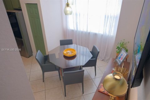 Townhouse in Boynton Beach, Florida 3 bedrooms, 156.91 sq.m. № 2000746 - photo 25