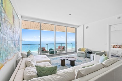 Copropriété à vendre à Miami Beach, Floride: 2 chambres, 149.76 m2 № 1945938 - photo 2