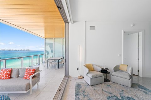 Copropriété à vendre à Miami Beach, Floride: 2 chambres, 149.76 m2 № 1945938 - photo 27