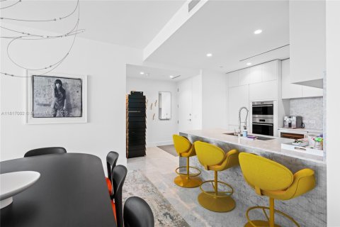 Copropriété à vendre à Miami Beach, Floride: 2 chambres, 149.76 m2 № 1945938 - photo 18