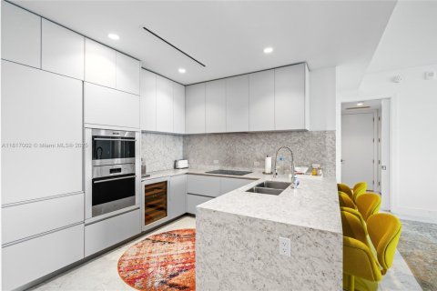 Copropriété à vendre à Miami Beach, Floride: 2 chambres, 149.76 m2 № 1945938 - photo 5