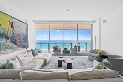 Copropriété à vendre à Miami Beach, Floride: 2 chambres, 149.76 m2 № 1945938 - photo 3