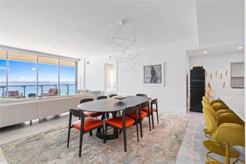 Copropriété à vendre à Miami Beach, Floride: 2 chambres, 149.76 m2 № 1945938 - photo 20