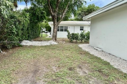 Immobilier commercial à louer à Coral Gables, Floride: 55.74 m2 № 1973826 - photo 14