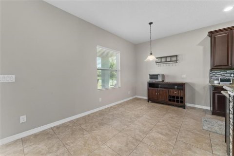 House in Orlando, Florida 5 bedrooms, 306.58 sq.m. № 2378205 - photo 13