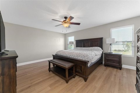 House in Orlando, Florida 5 bedrooms, 306.58 sq.m. № 2378205 - photo 23