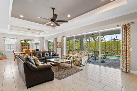 House in Bradenton, Florida 3 bedrooms, 257.71 sq.m. № 1247388 - photo 15
