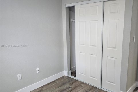 Copropriété à louer à Oakland Park, Floride: 2 chambres, 96.43 m2 № 1956476 - photo 24