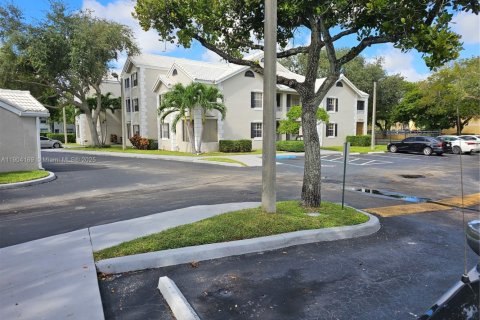 Copropriété à louer à Oakland Park, Floride: 2 chambres, 96.43 m2 № 1956476 - photo 4