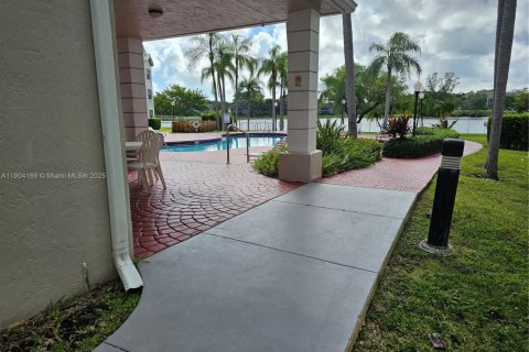 Copropriété à louer à Oakland Park, Floride: 2 chambres, 96.43 m2 № 1956476 - photo 5